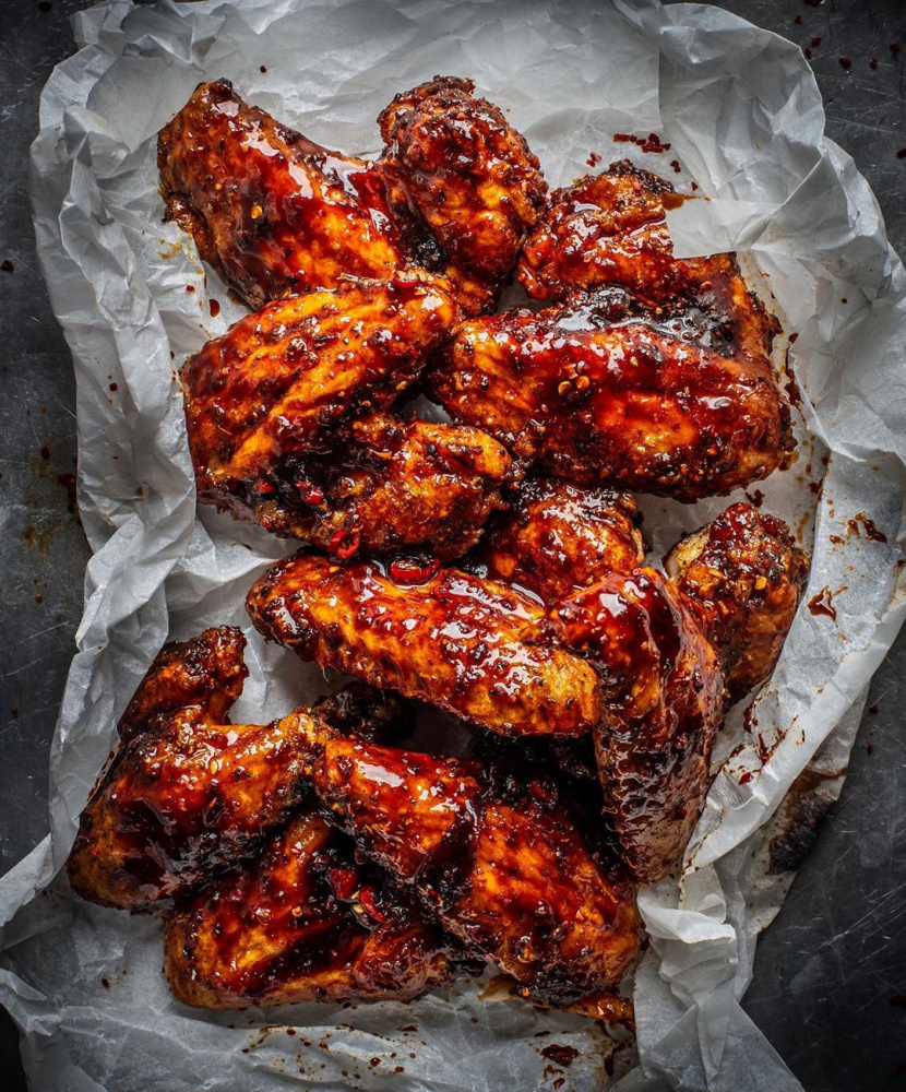 Готовим вкусные куриные крылышки: 15 простых рецептов от «Едим Дома»