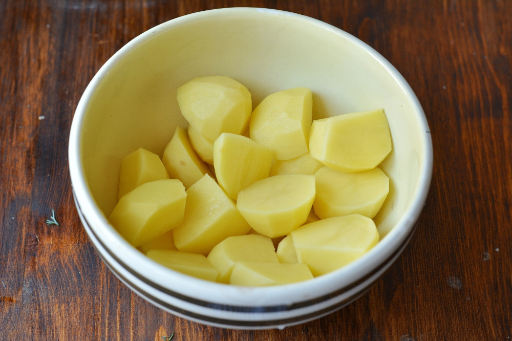 Картофель с грудинкой, запечённый в рукаве