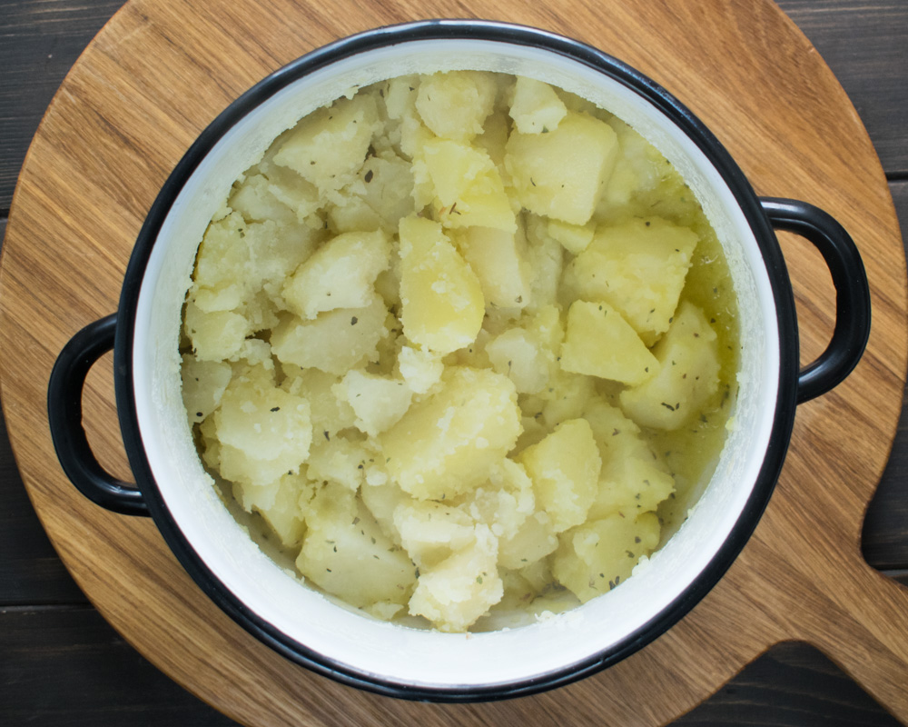 Картофель с соусом «Винегрет»