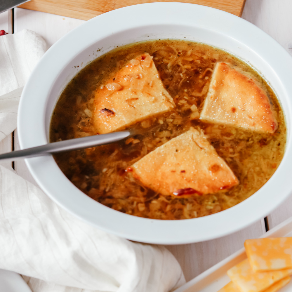 Французский луковый суп: лучшие рецепты