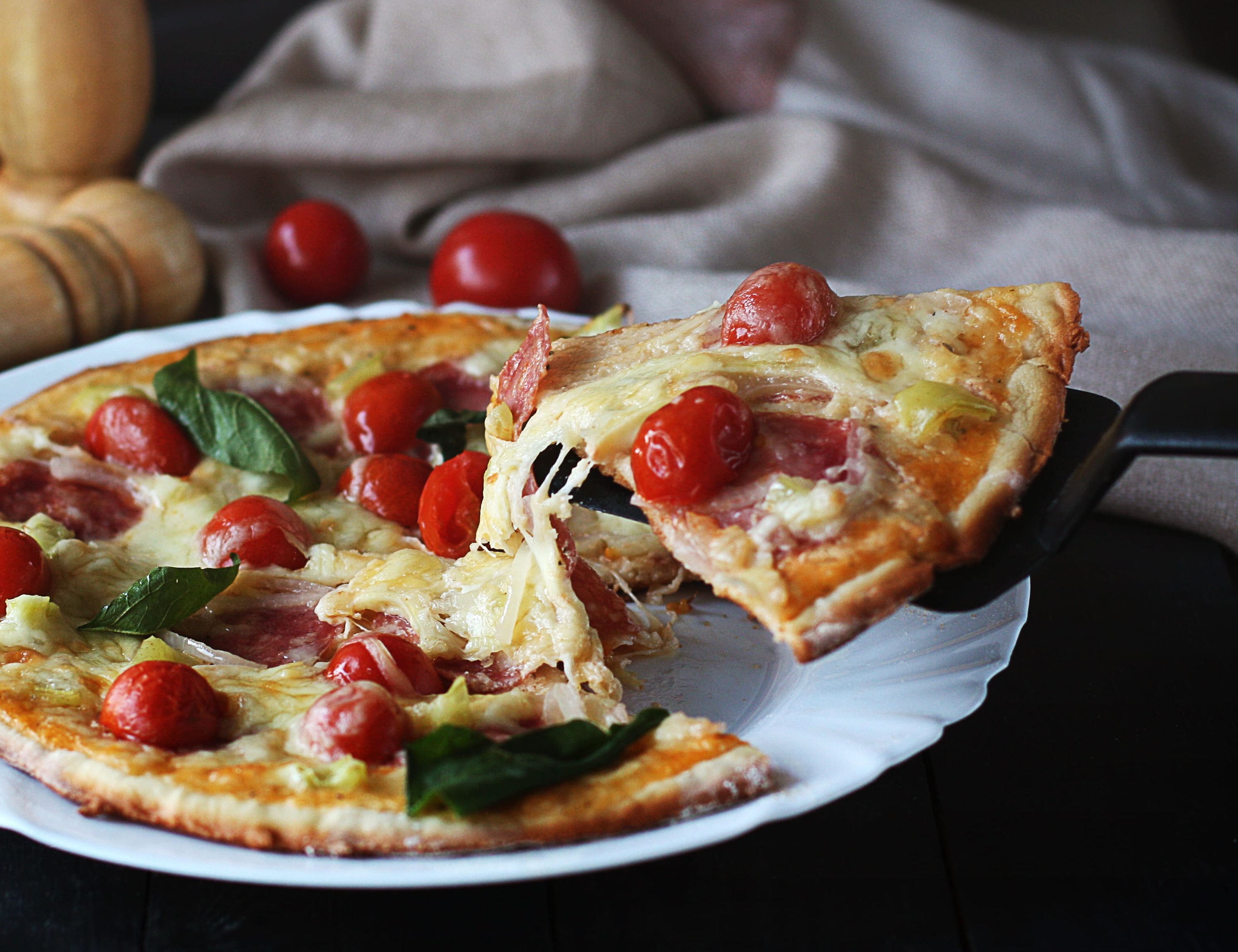 Низкокалорийная пицца – пошаговые рецепты