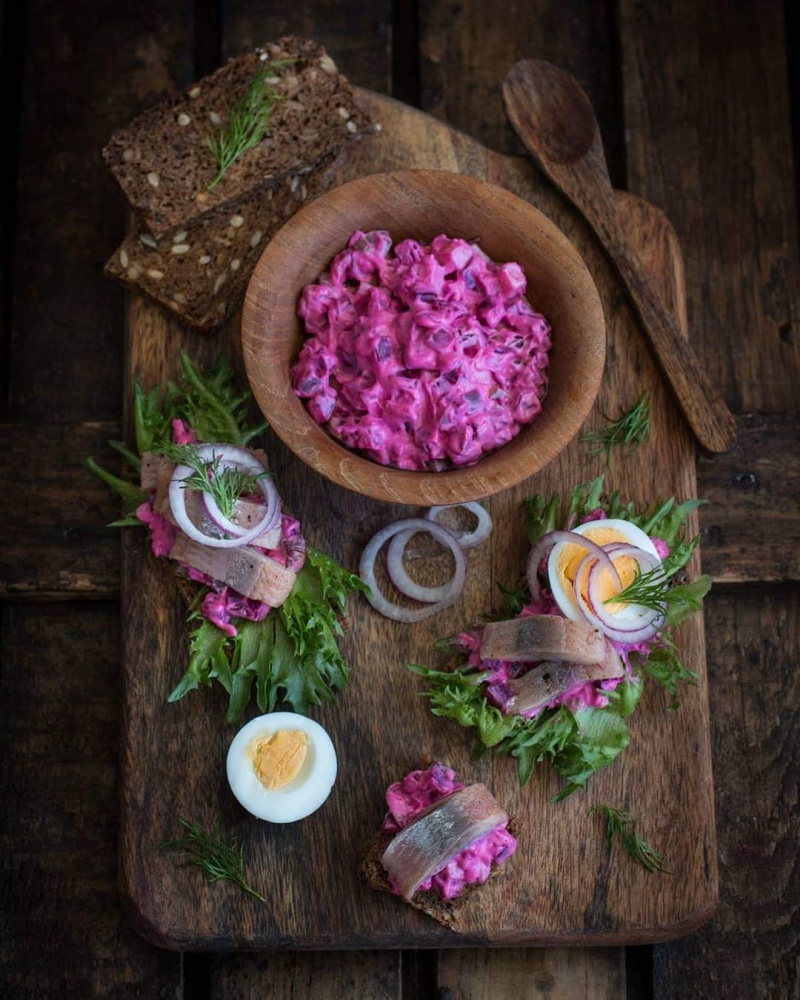 Норвежский салат со свеклой